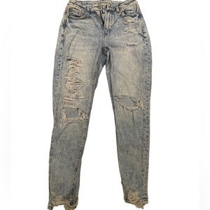American Eagle - distressed Mom Jean- size 0